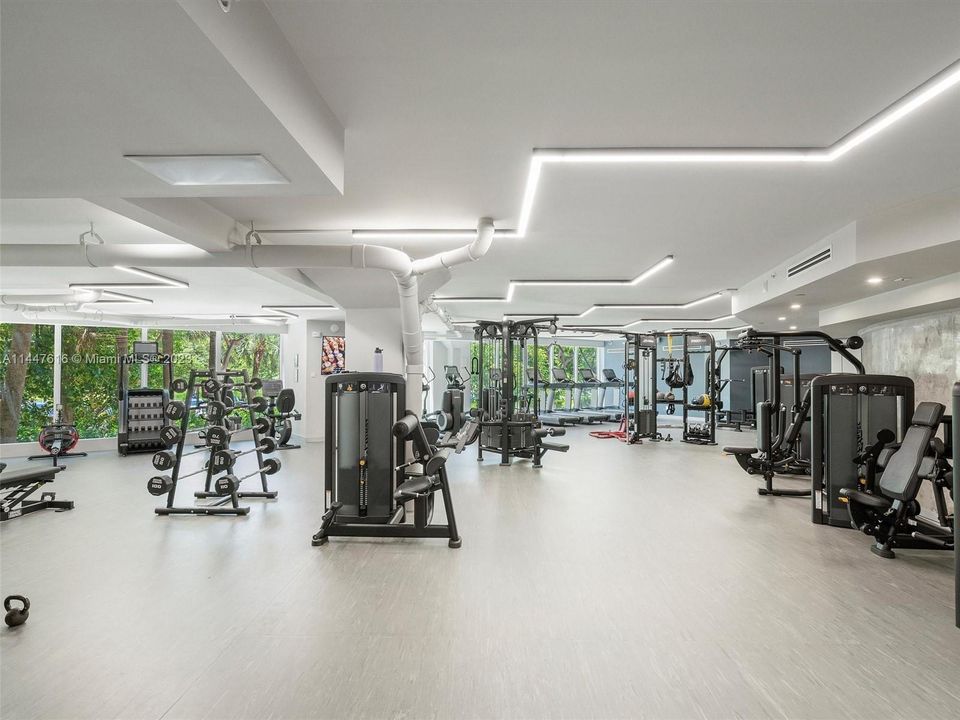 Recently Sold: $1,249,900 (1 beds, 2 baths, 1042 Square Feet)