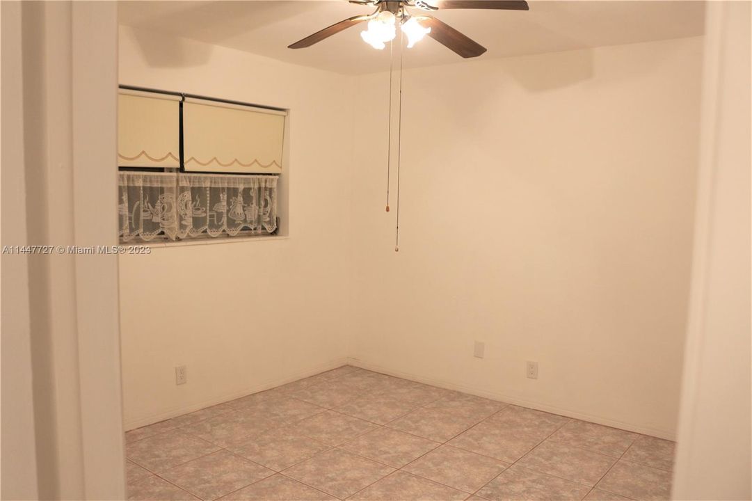 Recently Sold: $160,000 (2 beds, 1 baths, 746 Square Feet)