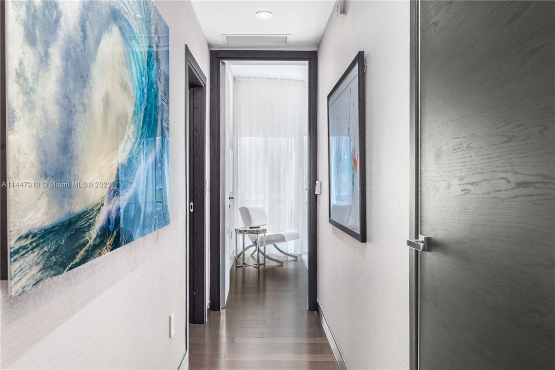 Vendido Recientemente: $2,700,000 (3 camas, 3 baños, 2928 Pies cuadrados)