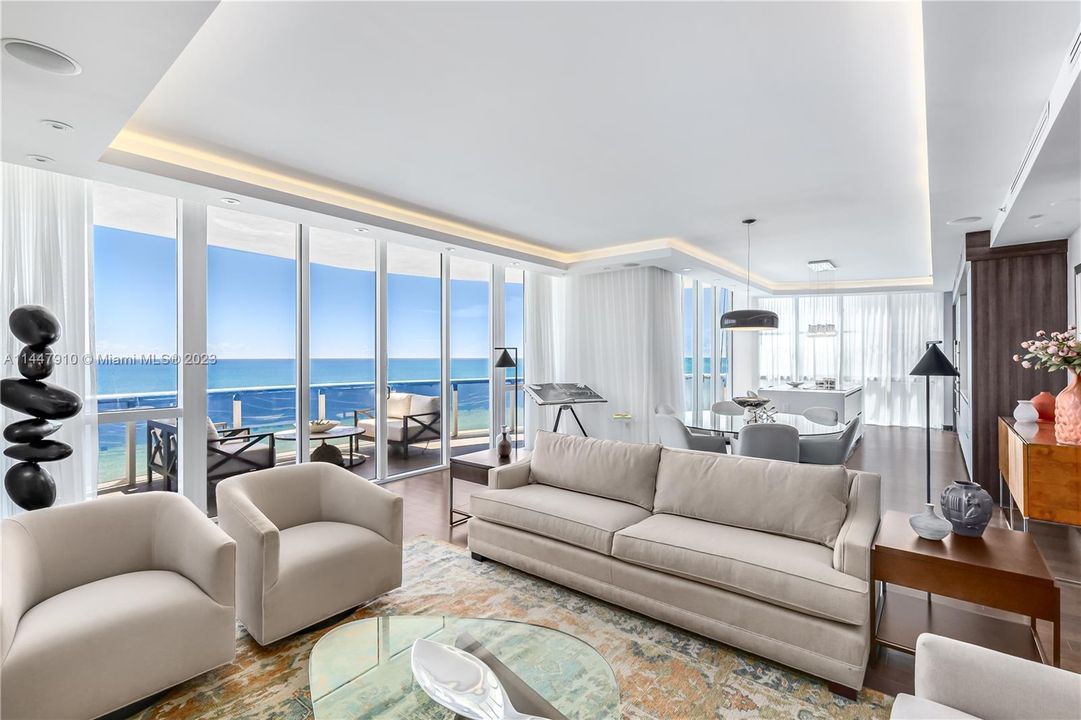 Vendido Recientemente: $2,700,000 (3 camas, 3 baños, 2928 Pies cuadrados)