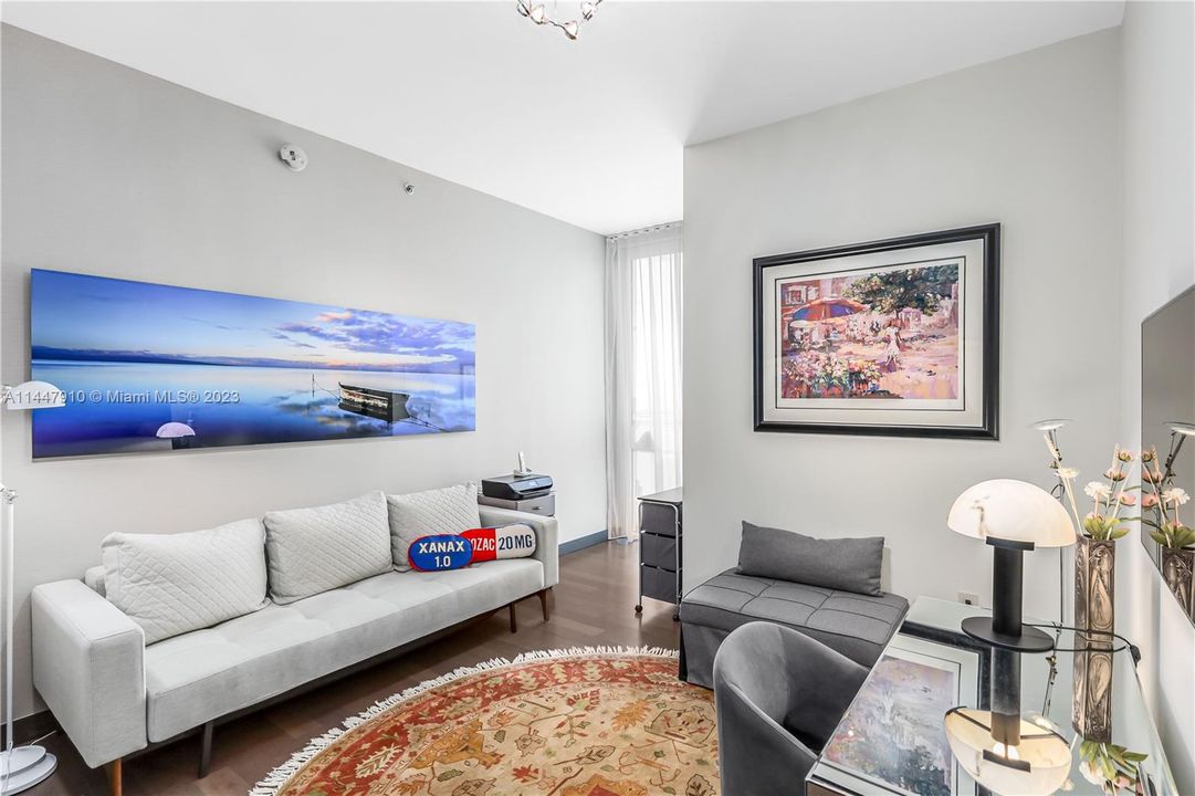 Vendido Recientemente: $2,700,000 (3 camas, 3 baños, 2928 Pies cuadrados)