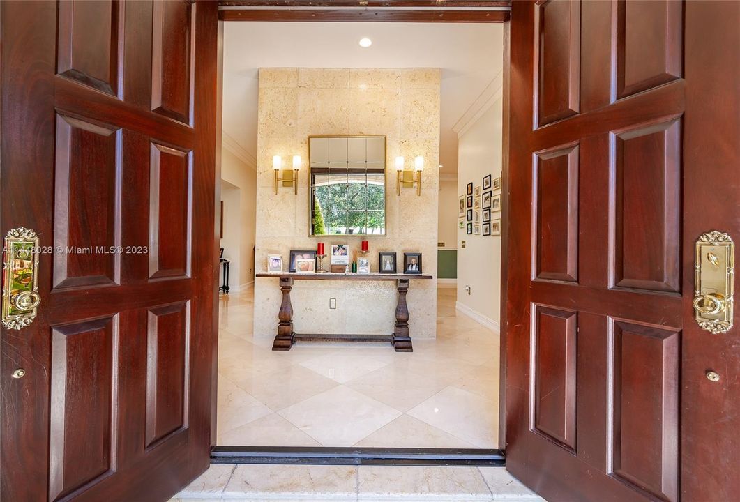 Недавно продано: $2,150,000 (4 спален, 3 ванн, 3571 Квадратных фут)