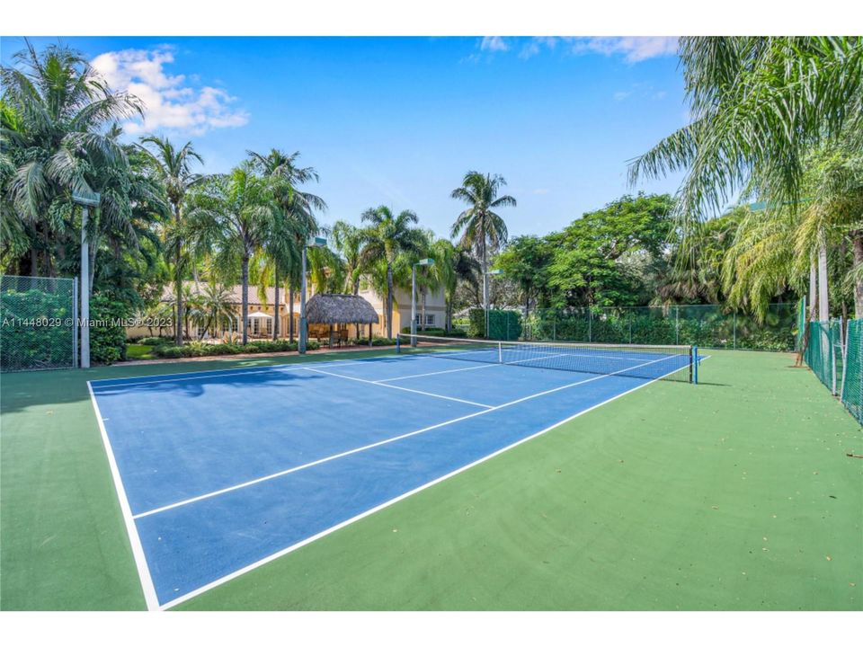 For Sale: $3,649,000 (5 beds, 5 baths, 4030 Square Feet)