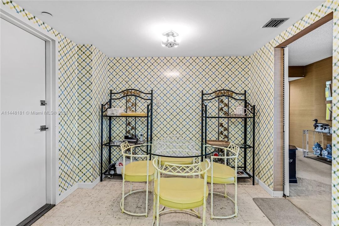 Recently Sold: $910,000 (2 beds, 2 baths, 1260 Square Feet)