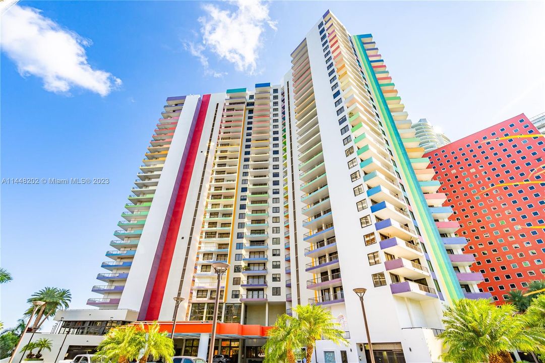 Recently Sold: $480,000 (0 beds, 1 baths, 717 Square Feet)