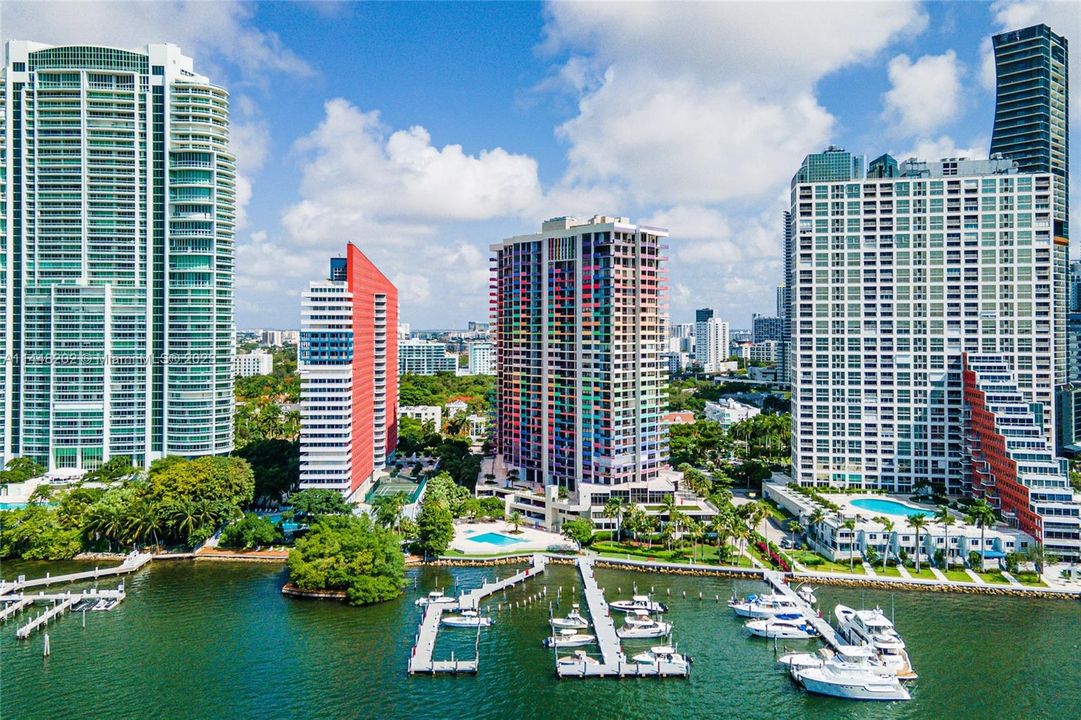 Recently Sold: $480,000 (0 beds, 1 baths, 717 Square Feet)