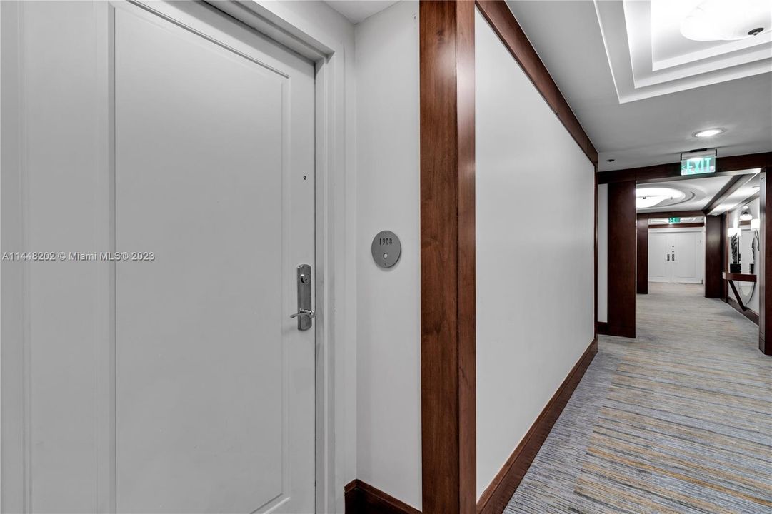 Recently Sold: $480,000 (0 beds, 1 baths, 717 Square Feet)