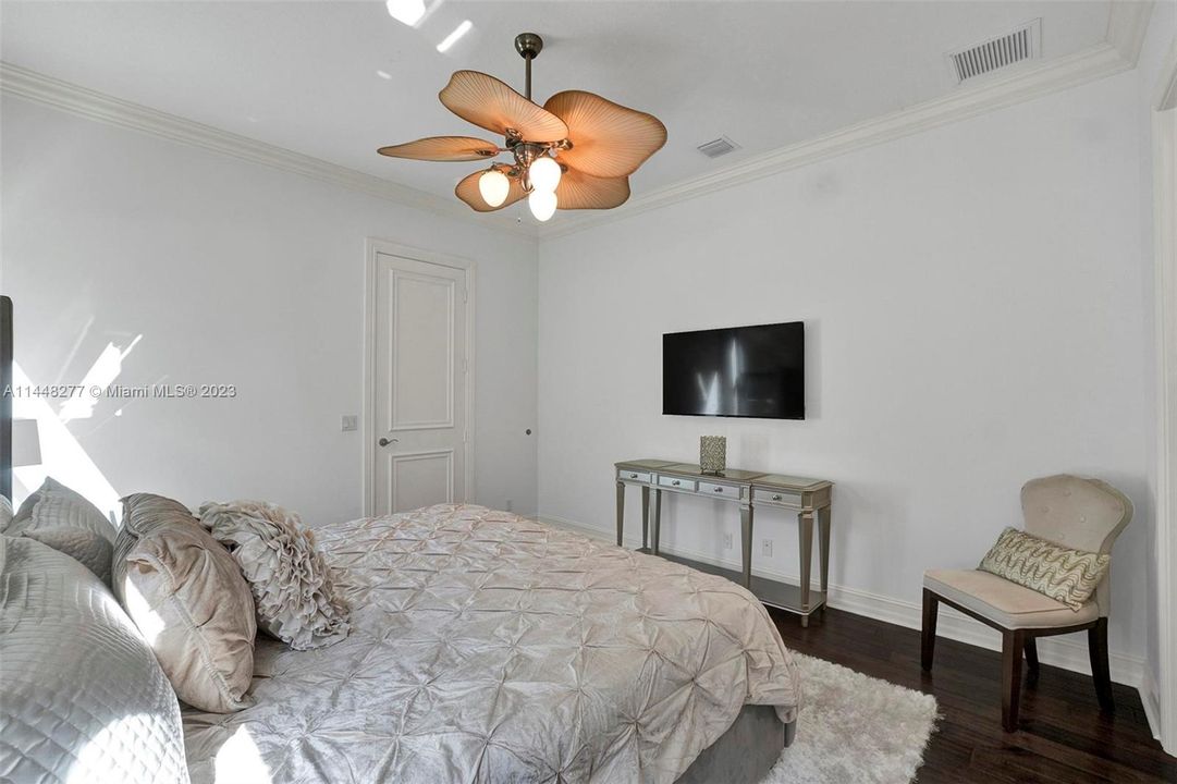 Downstairs guest bedroom