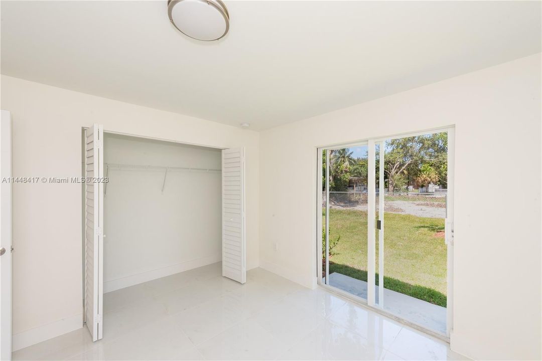 Recently Sold: $549,000 (4 beds, 2 baths, 1454 Square Feet)