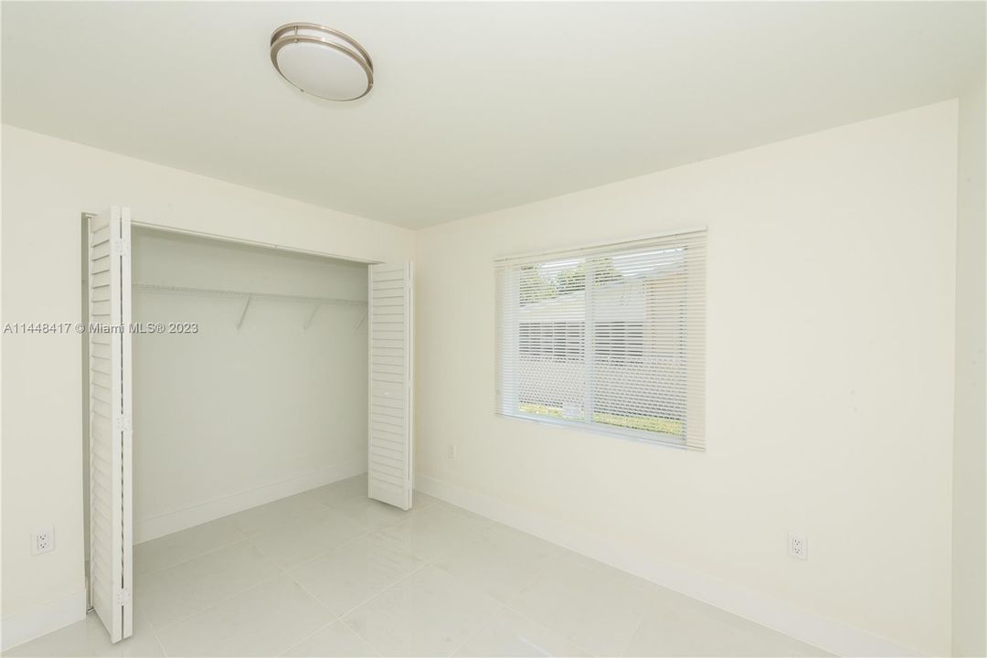 Recently Sold: $549,000 (4 beds, 2 baths, 1454 Square Feet)