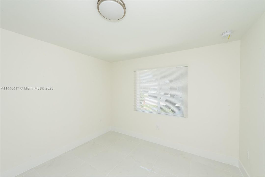 Recently Sold: $549,000 (4 beds, 2 baths, 1454 Square Feet)