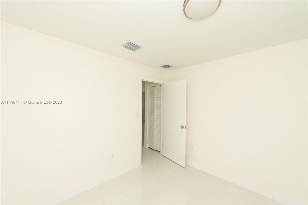 Recently Sold: $549,000 (4 beds, 2 baths, 1454 Square Feet)