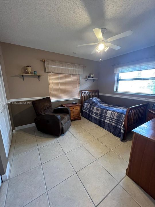 Recently Sold: $535,000 (4 beds, 2 baths, 1518 Square Feet)