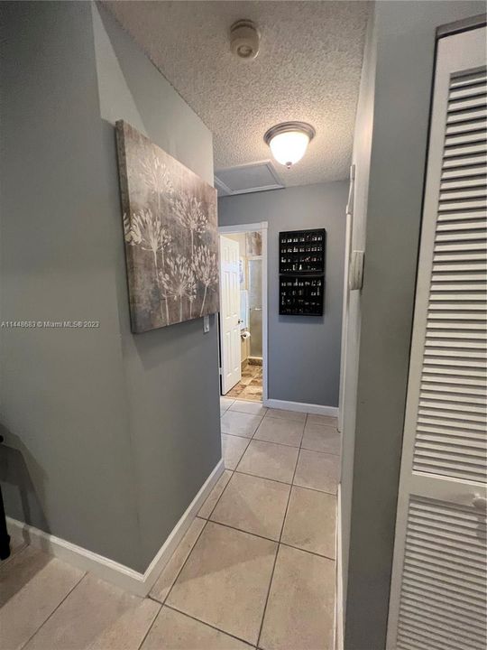 Recently Sold: $535,000 (4 beds, 2 baths, 1518 Square Feet)