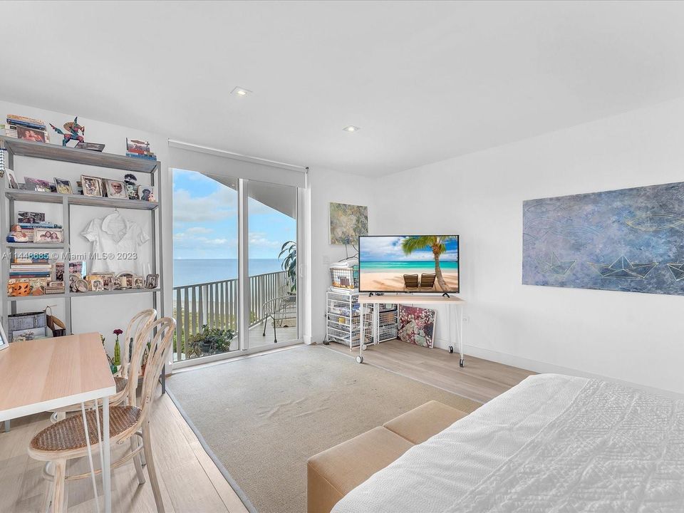 Vendido Recientemente: $1,150,000 (1 camas, 1 baños, 950 Pies cuadrados)