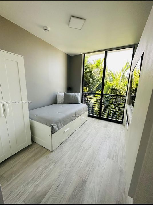 Недавно продано: $1,785,000 (4 спален, 3 ванн, 2286 Квадратных фут)