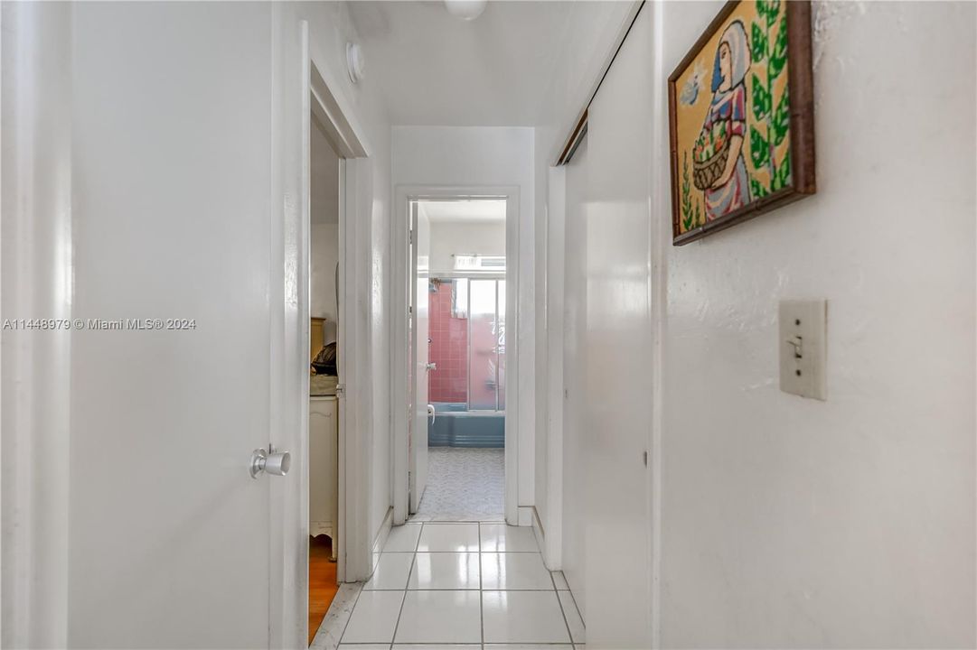 En Venta: $229,000 (1 camas, 1 baños, 700 Pies cuadrados)