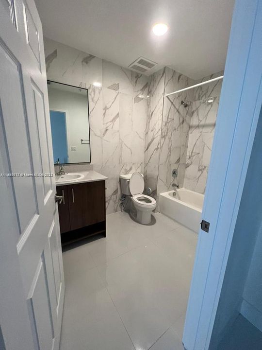 Recently Rented: $3,000 (2 beds, 2 baths, 0 Square Feet)