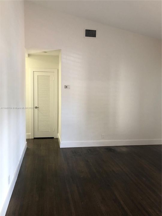 Recently Sold: $1,500,000 (0 beds, 0 baths, 1964 Square Feet)