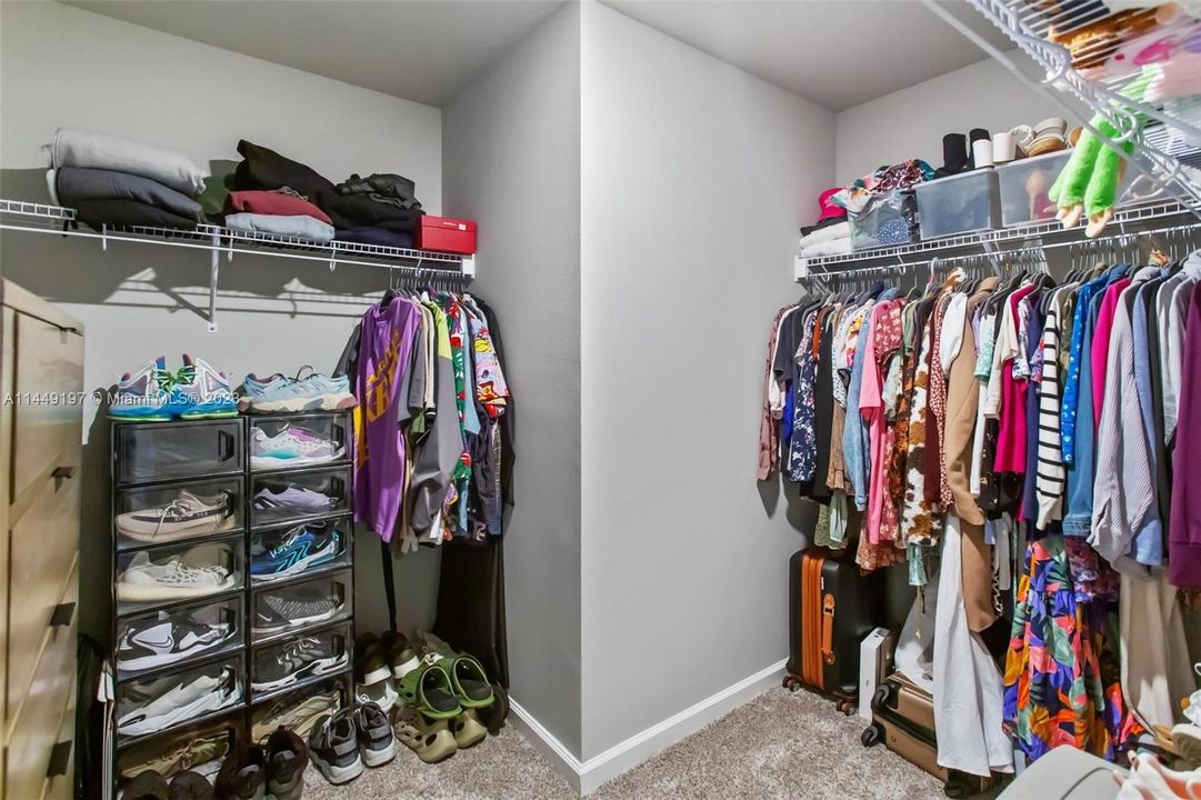 Vendido Recientemente: $469,900 (3 camas, 2 baños, 1758 Pies cuadrados)