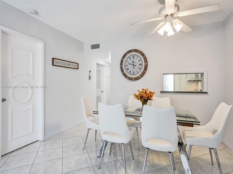 Recently Sold: $160,000 (1 beds, 1 baths, 672 Square Feet)