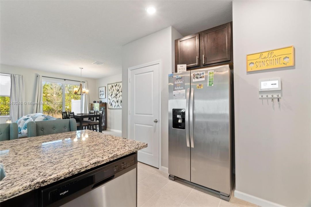 For Sale: $454,990 (3 beds, 2 baths, 1804 Square Feet)