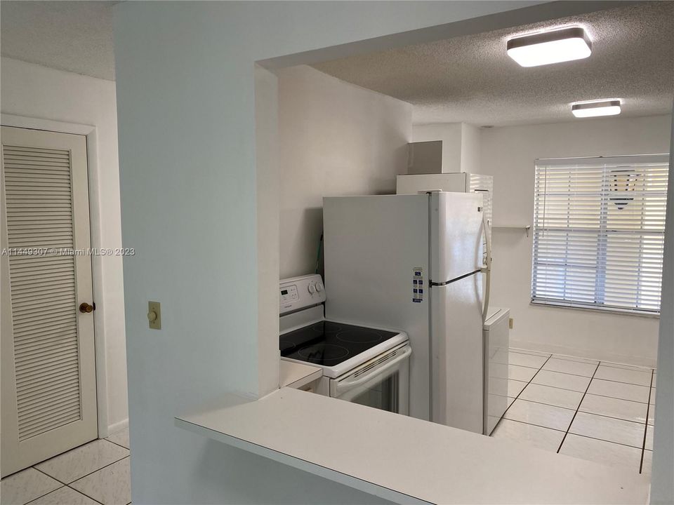 Recently Rented: $1,800 (2 beds, 2 baths, 1021 Square Feet)