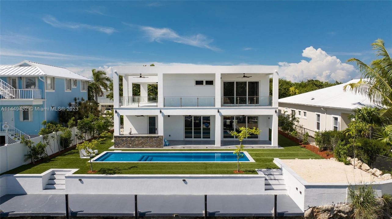 Recently Sold: $2,777,000 (4 beds, 3 baths, 0 Square Feet)