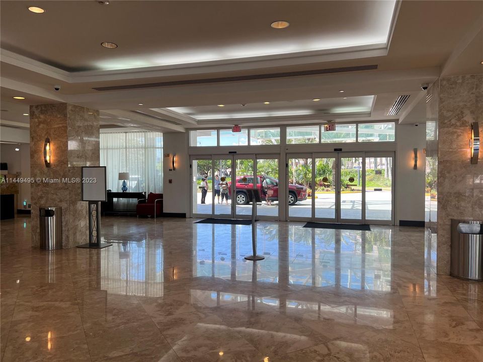 Недавно продано: $183,000 (1 спален, 1 ванн, 586 Квадратных фут)