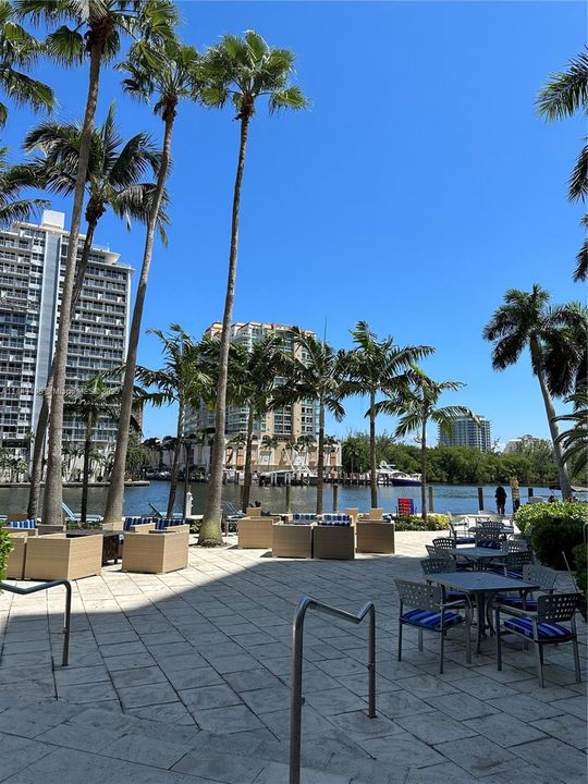 Недавно продано: $183,000 (1 спален, 1 ванн, 586 Квадратных фут)