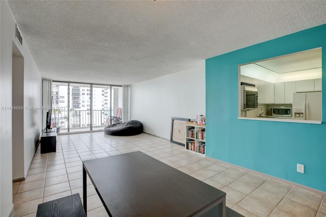 Недавно продано: $459,000 (2 спален, 2 ванн, 1250 Квадратных фут)