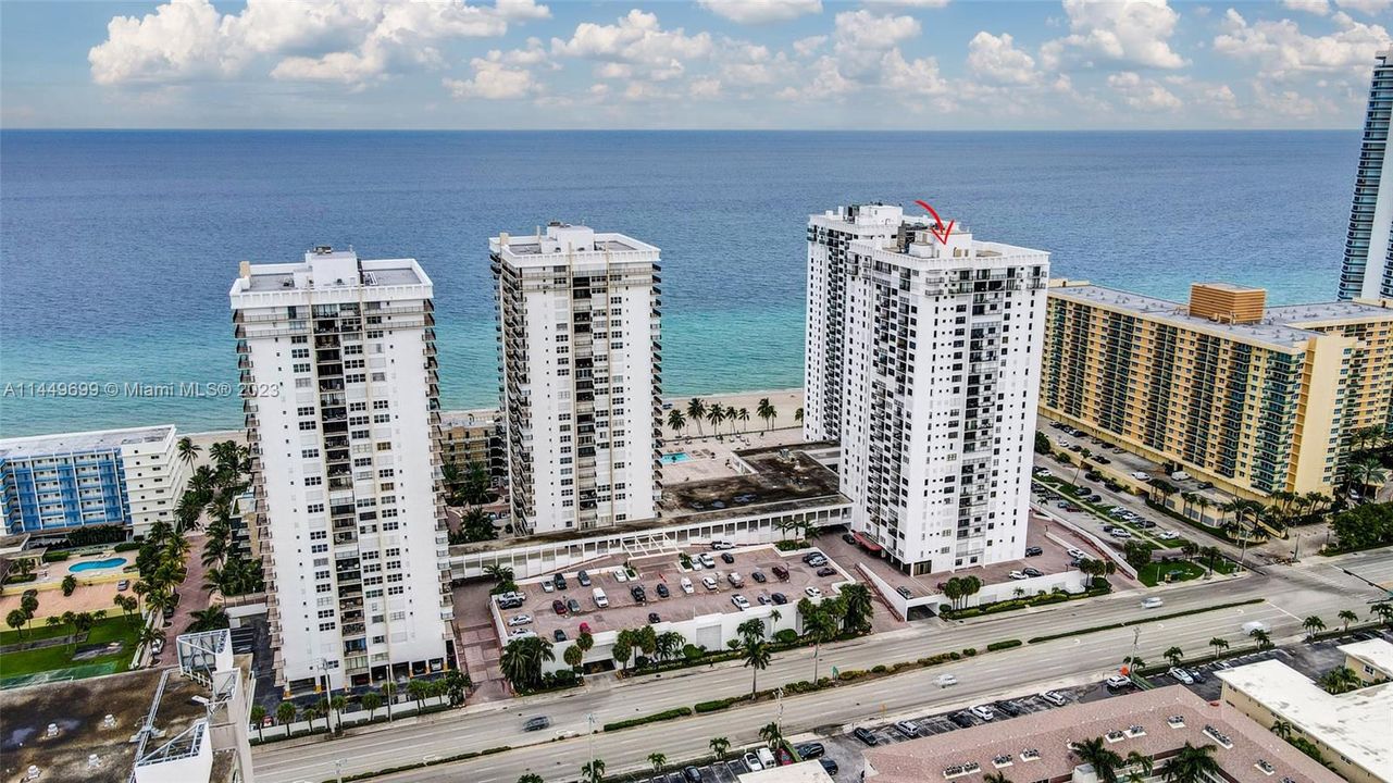 Недавно продано: $459,000 (2 спален, 2 ванн, 1250 Квадратных фут)