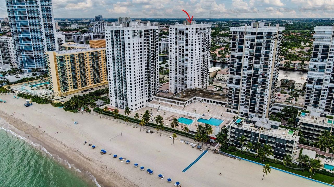 Недавно продано: $459,000 (2 спален, 2 ванн, 1250 Квадратных фут)