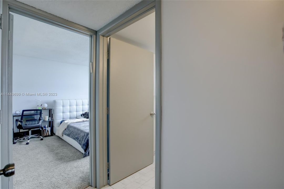 Недавно продано: $459,000 (2 спален, 2 ванн, 1250 Квадратных фут)