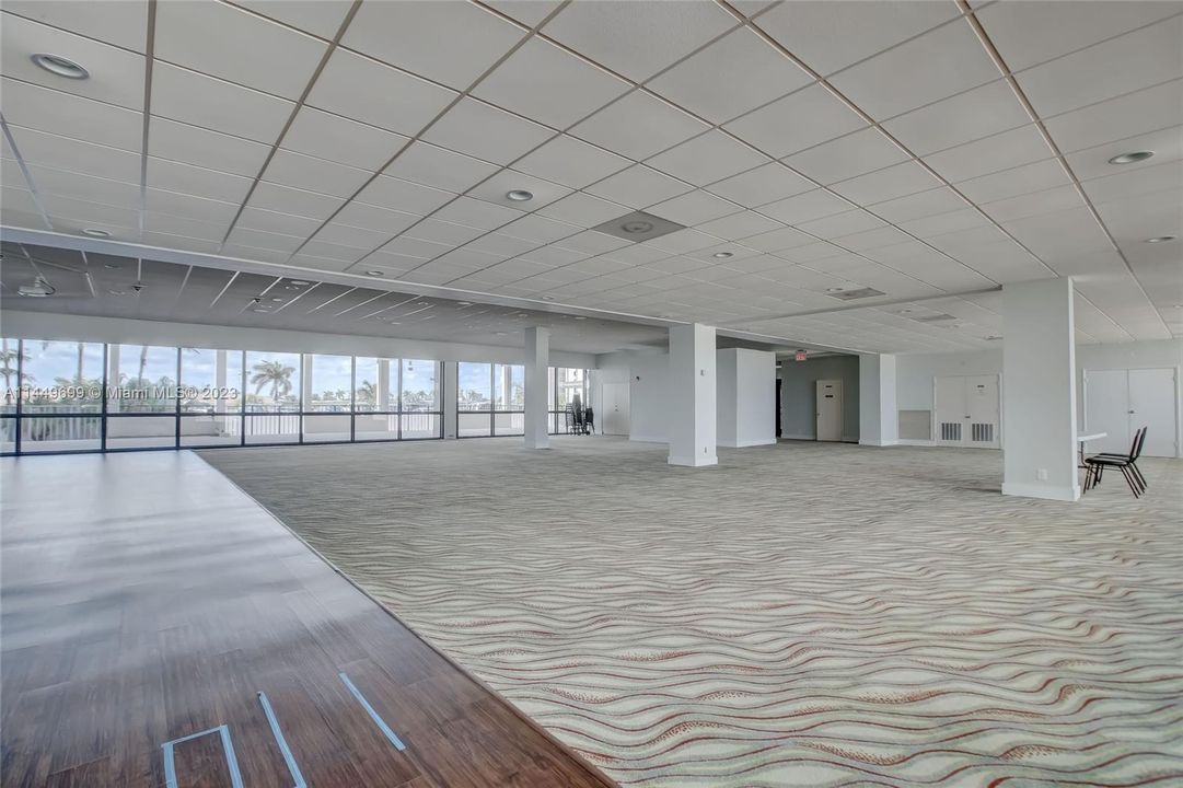 Недавно продано: $459,000 (2 спален, 2 ванн, 1250 Квадратных фут)