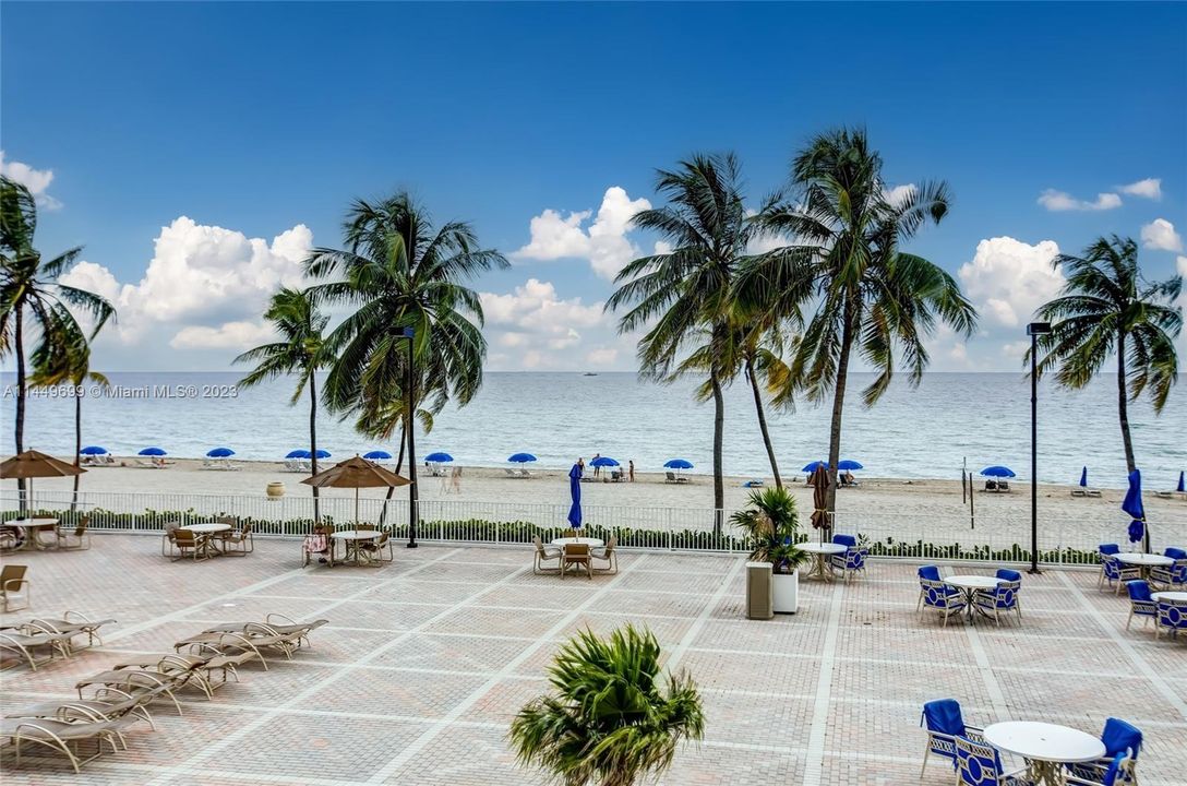 Недавно продано: $459,000 (2 спален, 2 ванн, 1250 Квадратных фут)