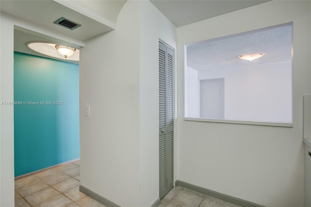 Недавно продано: $459,000 (2 спален, 2 ванн, 1250 Квадратных фут)