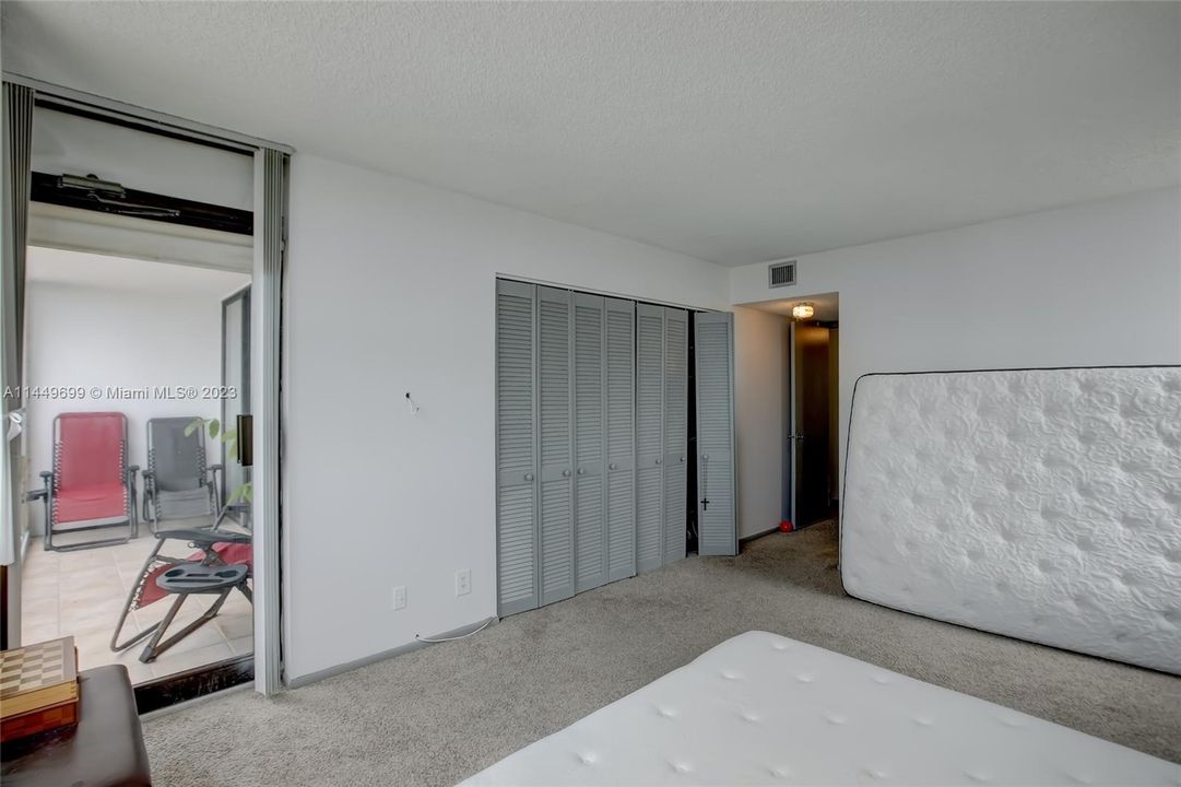 Недавно продано: $459,000 (2 спален, 2 ванн, 1250 Квадратных фут)