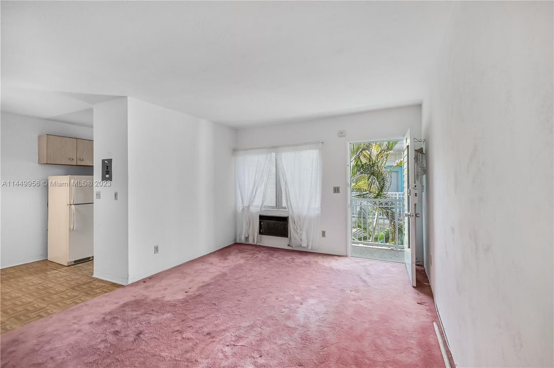 Недавно продано: $199,000 (1 спален, 1 ванн, 700 Квадратных фут)