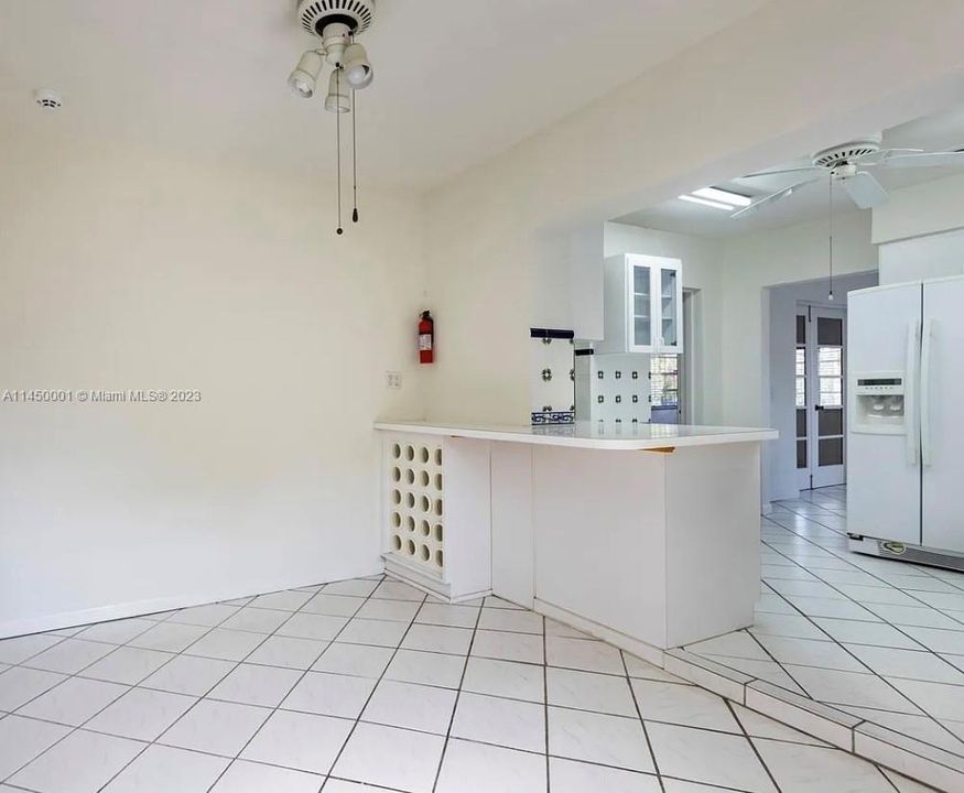 For Sale: $1,350,000 (3 beds, 2 baths, 1780 Square Feet)