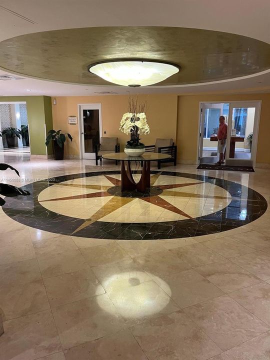 最近租的: $3,000 (2 贝兹, 2 浴室, 1183 平方英尺)