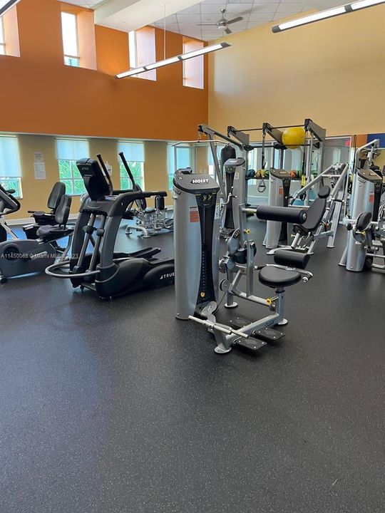 最近租的: $3,000 (2 贝兹, 2 浴室, 1183 平方英尺)