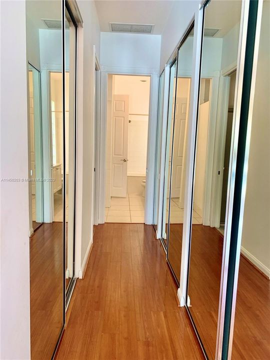 Master bdrm corridor