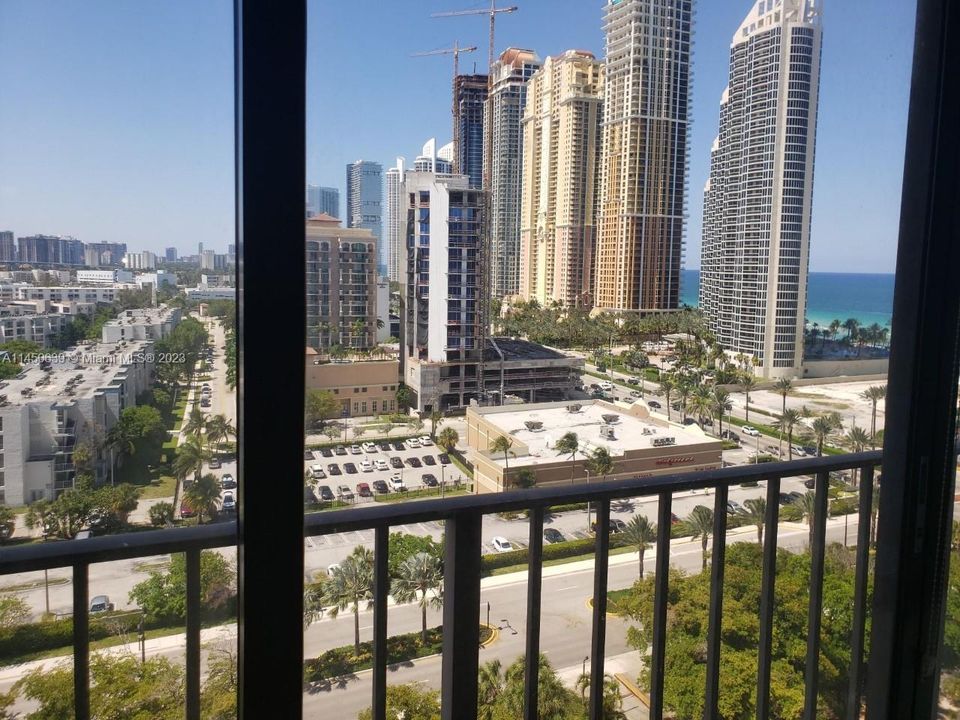 Vendido Recientemente: $285,000 (0 camas, 1 baños, 762 Pies cuadrados)