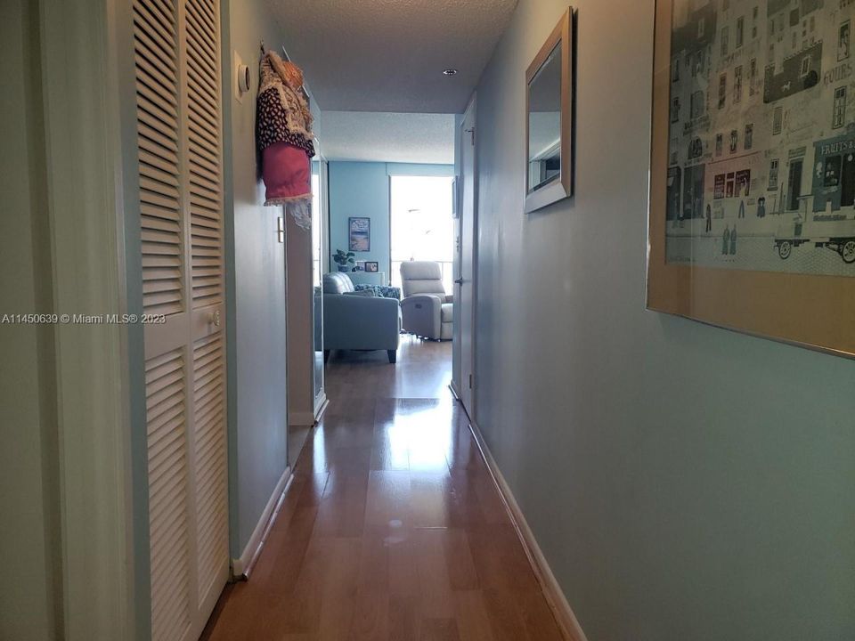 Vendido Recientemente: $285,000 (0 camas, 1 baños, 762 Pies cuadrados)