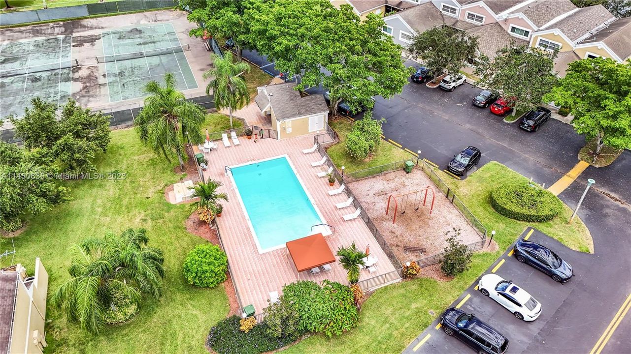 最近售出: $470,000 (3 贝兹, 3 浴室, 1802 平方英尺)