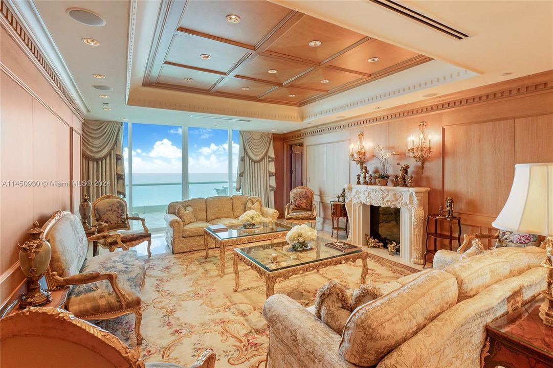 Vendido Recientemente: $4,250,000 (4 camas, 3 baños, 3480 Pies cuadrados)