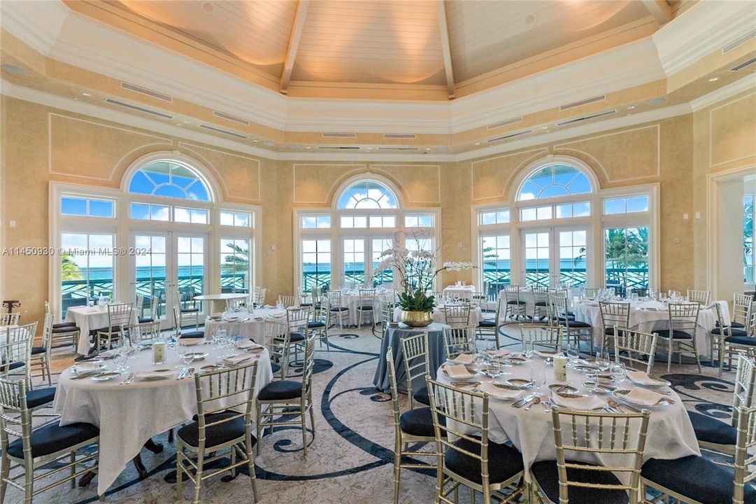 Vendido Recientemente: $4,250,000 (4 camas, 3 baños, 3480 Pies cuadrados)