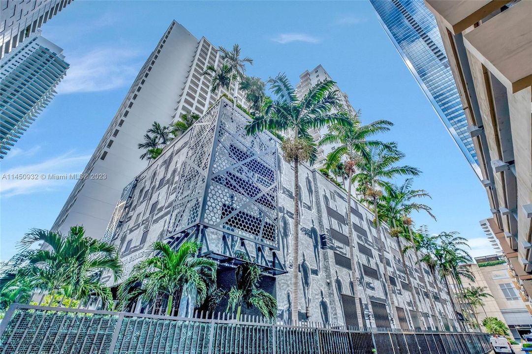 Recently Sold: $349,900 (1 beds, 1 baths, 600 Square Feet)