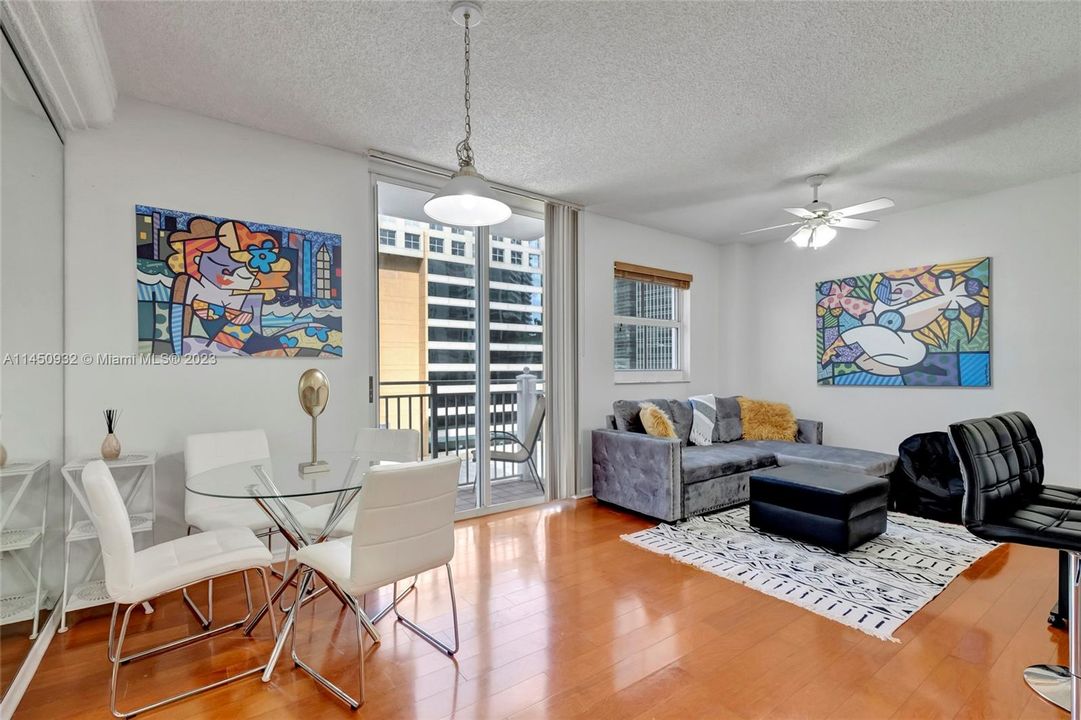 Recently Sold: $349,900 (1 beds, 1 baths, 600 Square Feet)